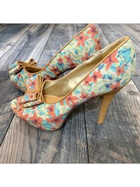 Madden Girl Luckkie Bow Accent Floral Heels Sz 8